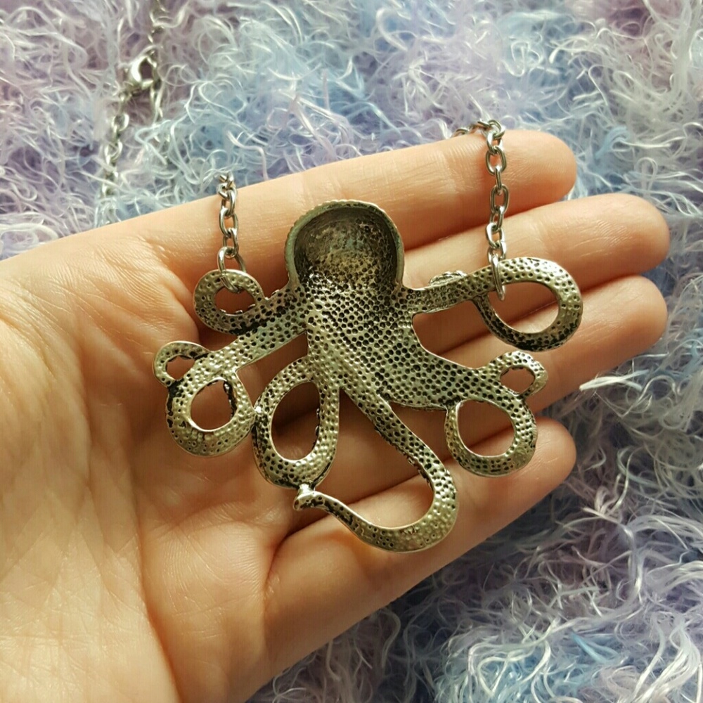 Octopus Necklace - Picture 2 of 4